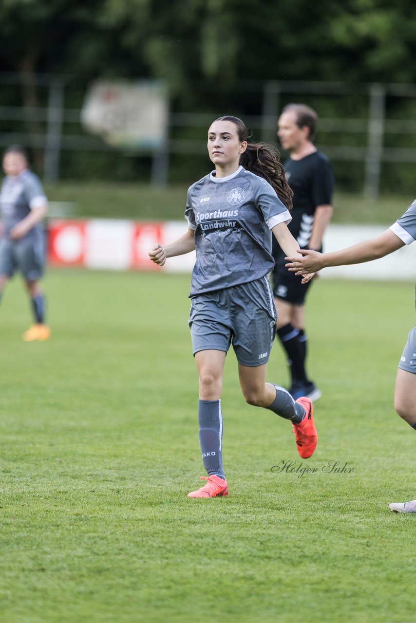 Bild 276 - Loewinnen Cup